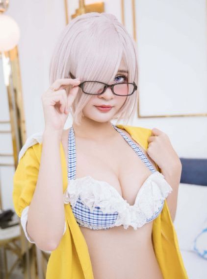 在厨房里征服美艳老师视频_全集高清百度云未删减2020
