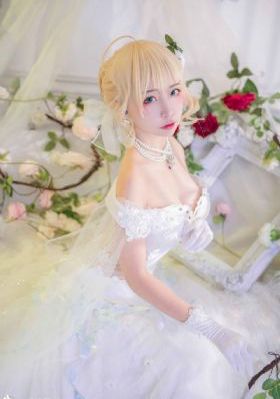 美丽的小蜜桃4春潮_日韩资源完整版BD高清中字